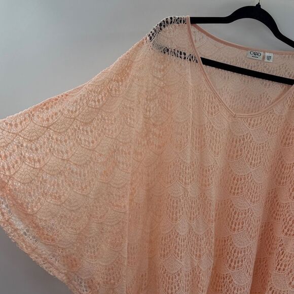 3For$20 Cato’s Light Coral Crochet Poncho Style Blouse NWOT size 22/24W - Picture 3 of 5